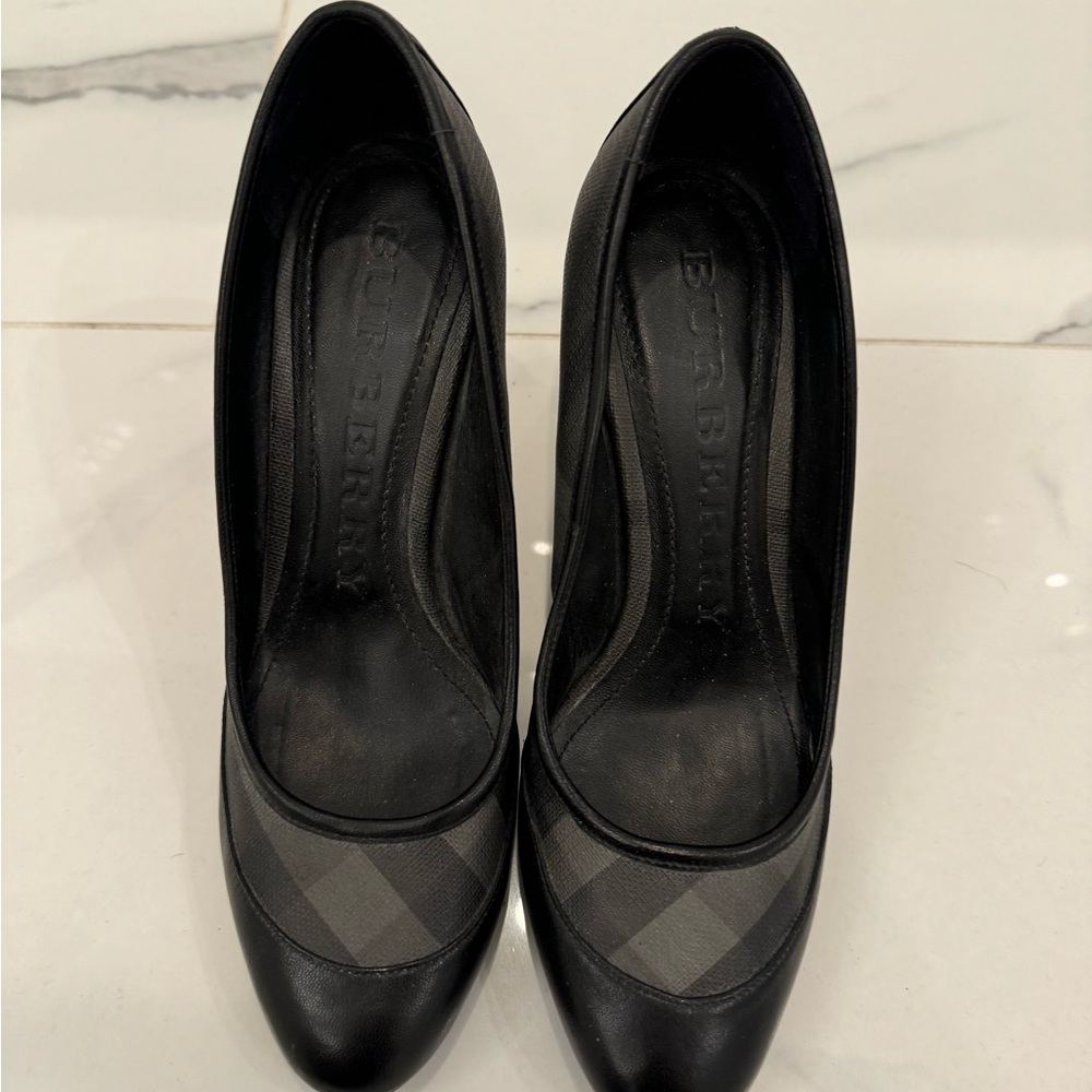 BURBERRY heels